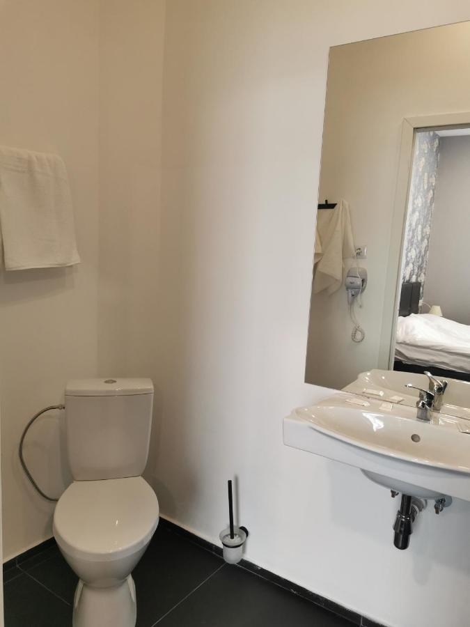 Central Hotel With Free Parking 리가 외부 사진